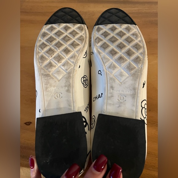 Chanel white ballerina flats - Picture 11 of 14